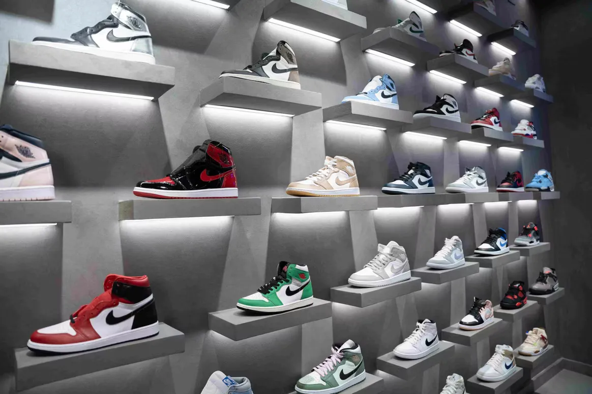 Newcop Store — photo 6